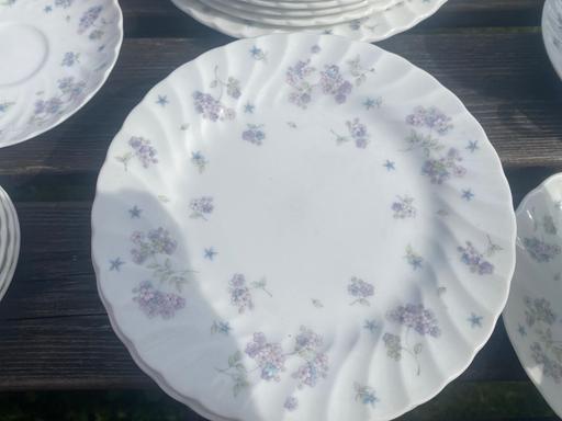 Buy & Sell Ibstock North West Leicestershire - Photos for Wedge wood April flowers dinner set beautiful