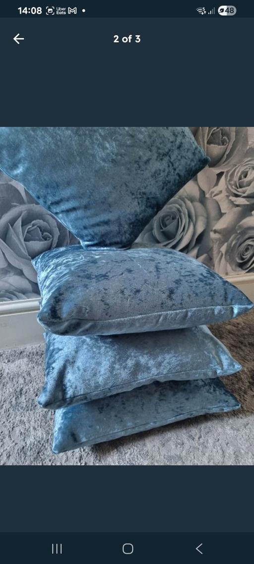 Buy & Sell Stockport Town Centre Stockport - Photos for blue/teal crushed velvet cushions