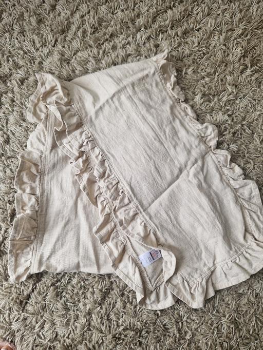 Buy & Sell Hall Green Birmingham - Photos for George Stacey solomon cream table runner
