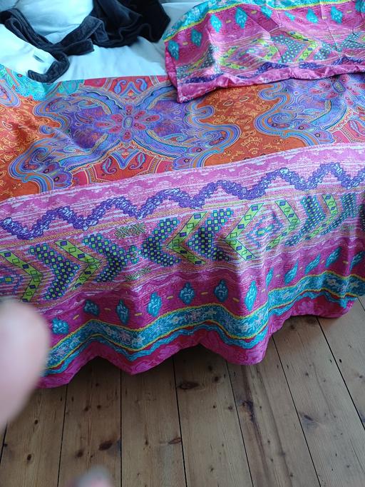 Buy & Sell Worthing Town Centre Worthing - Photos for king-size Hippy bed chlothes