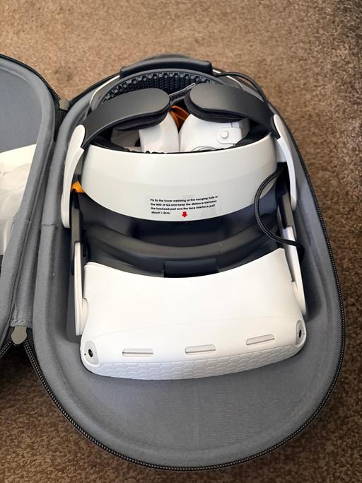 Buy & Sell Binley Coventry - Photos for Meta Quest 2 with bobo head strap and case