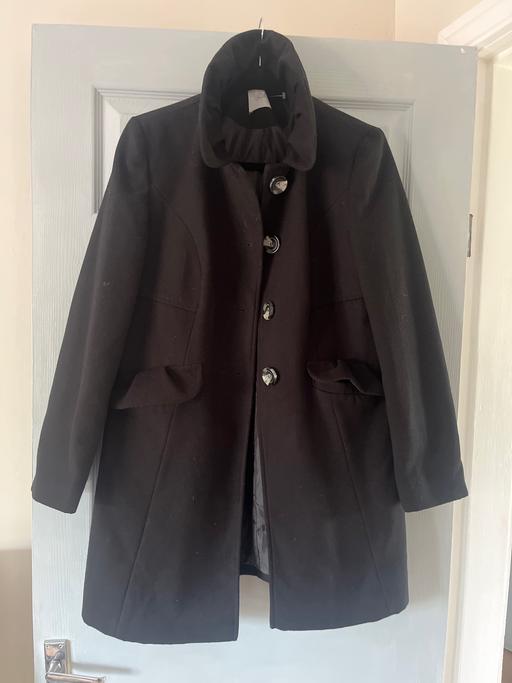 Buy & Sell Cadeby Doncaster - Photos for Beautiful black coat ladies size 14