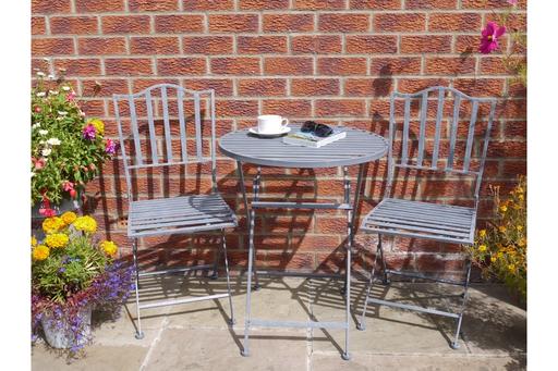 Buy & Sell New Malden Kingston upon Thames - Photos for Metal Bistro Set 2 Seater - Grey, New