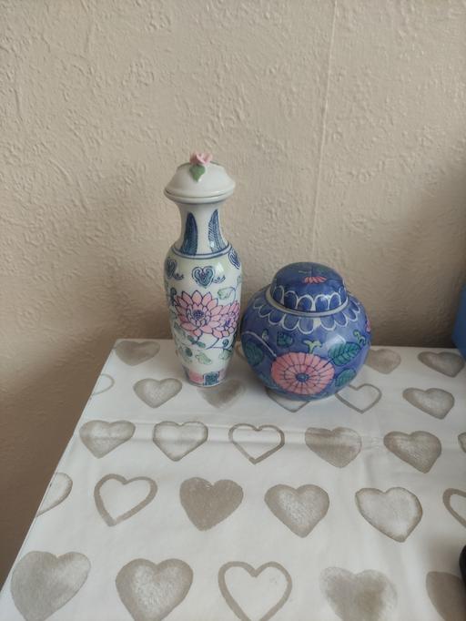 Buy & Sell Grafton Street Industrial Estate West Northamptonshire - Photos for 2 small decoration piece