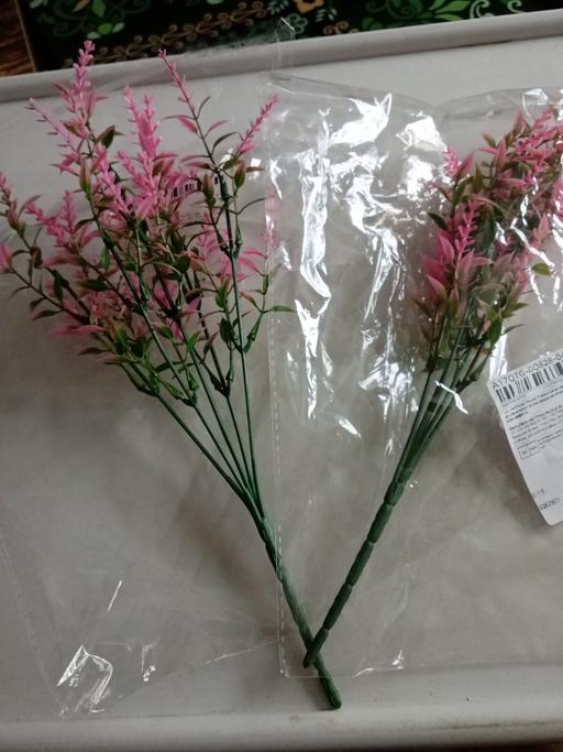 Buy & Sell Horncastle East Lindsey - Photos for 2 brand new artificial flowers sets