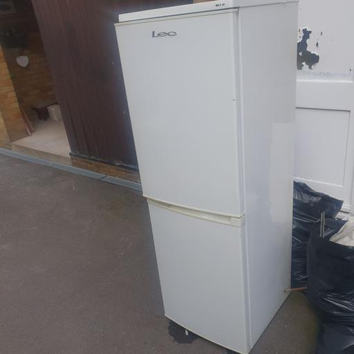 Buy & Sell Pensnett Dudley - Photos for LEC Frost Free Freestanding Fridge Freezer ,