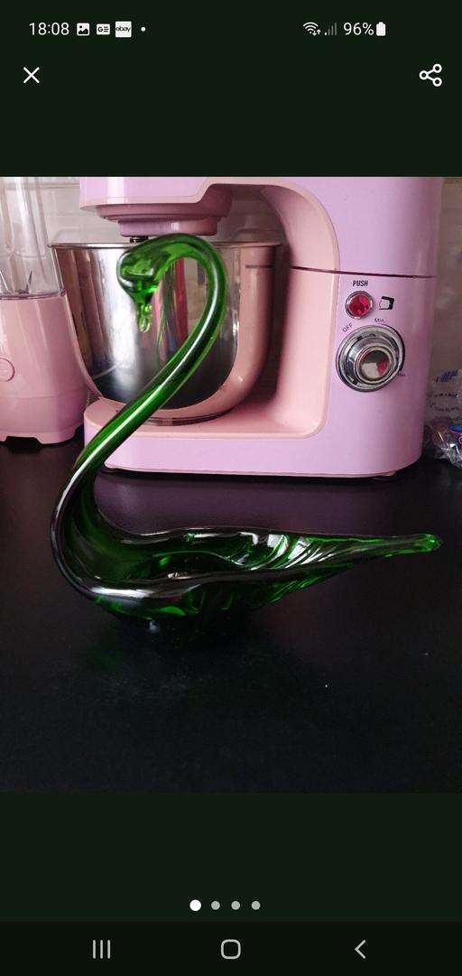 Buy & Sell Upper Gornal Dudley - Photos for vintage glass Swan figurine