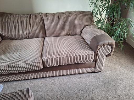 Buy & Sell Rawmarsh Rotherham - Photos for Two seater settees and 1 foostool
