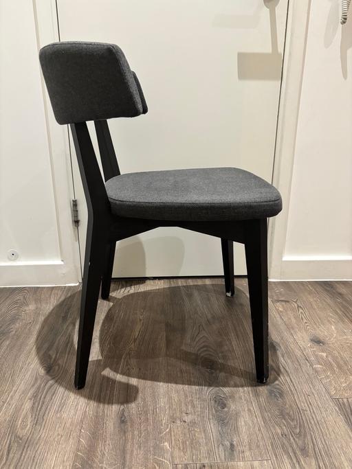 Buy & Sell Croydon Croydon - Photos for Calligaris Italian Grey Fabric Dining Chair