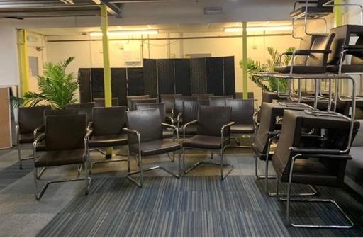 Buy & Sell Waddon South East London - Photos for Brunner Brown Leather Office Meeting Chair