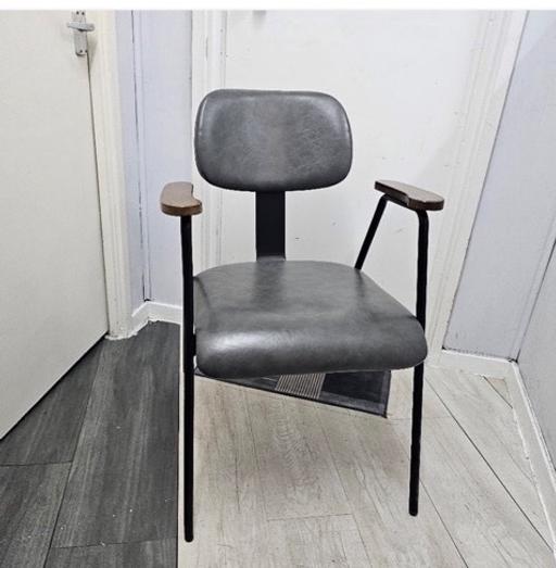 Buy & Sell Waddon South East London - Photos for Santino Living Room Leather Chair