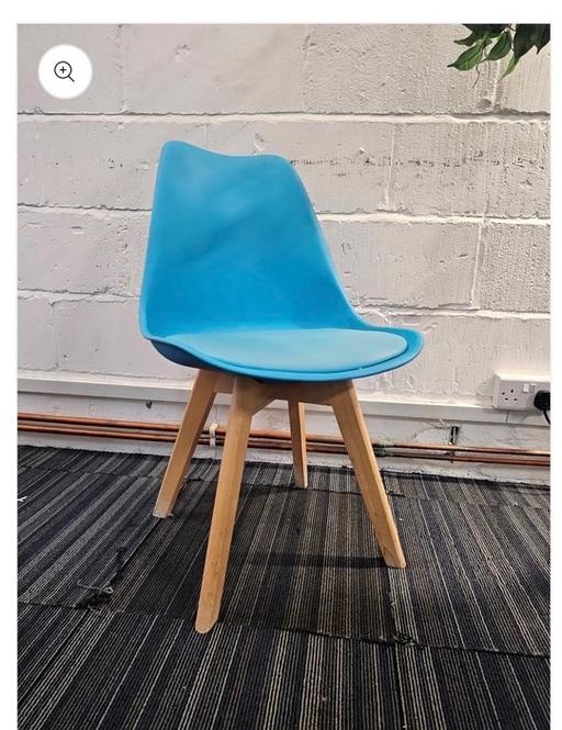Buy & Sell Waddon South East London - Photos for Coloured Dining Chairs by Mmilo Eiffel Style