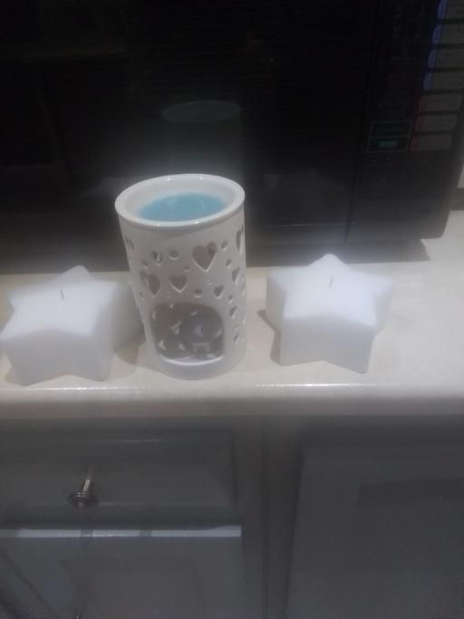 Buy & Sell Streetly Walsall - Photos for TWO STAR CANDLES ONE TEALIGHT STAND