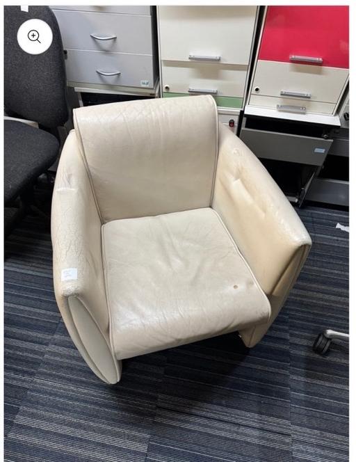 Buy & Sell Waddon South East London - Photos for Leather Cream single sofa chair by BOSS