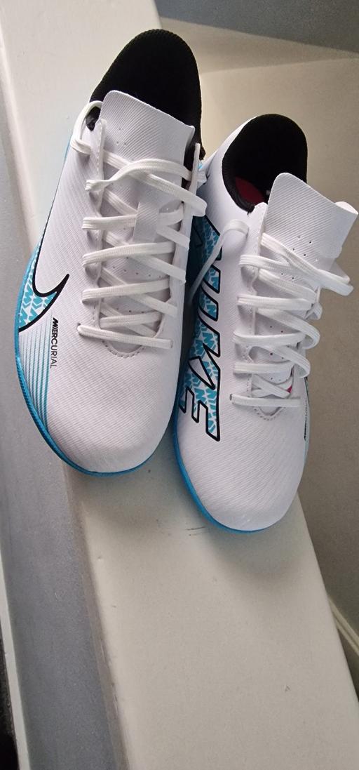 Buy & Sell Northampton West Northamptonshire - Photos for Nike mercurial AstroTurfs size 5 Uk NEW