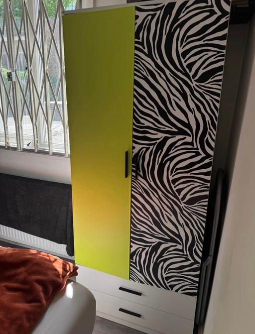 Buy & Sell Highbury & Islington Station Islington - Photos for 2 door customised wardrobe