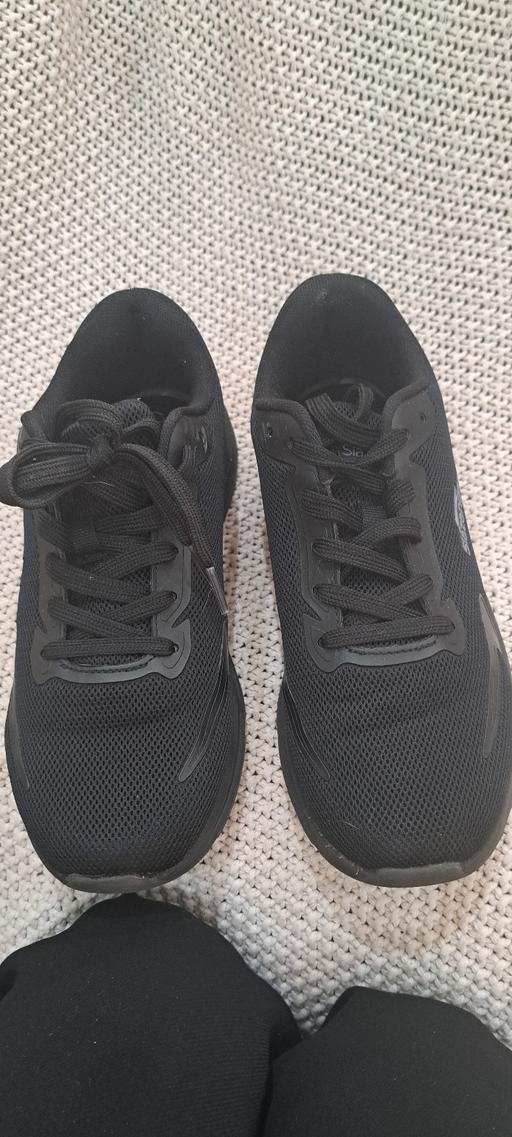 Buy & Sell Sutton Coldfield Birmingham - Photos for Slazenger Trainers Size 4