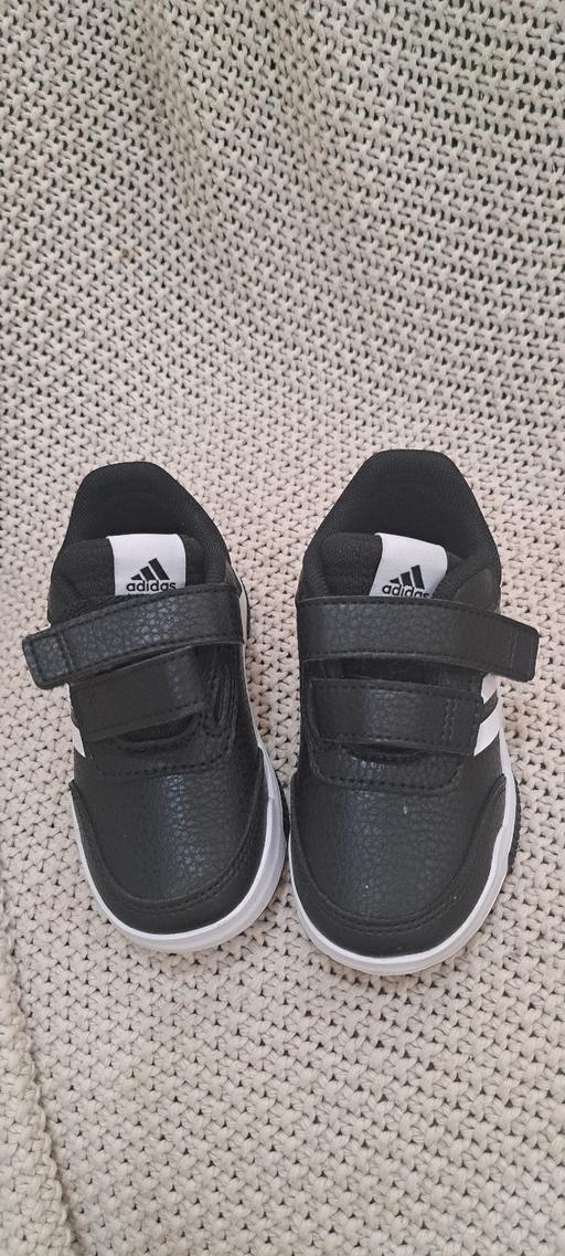 Buy & Sell Sutton Coldfield Birmingham - Photos for Adidas Trainers Size 6 toddler