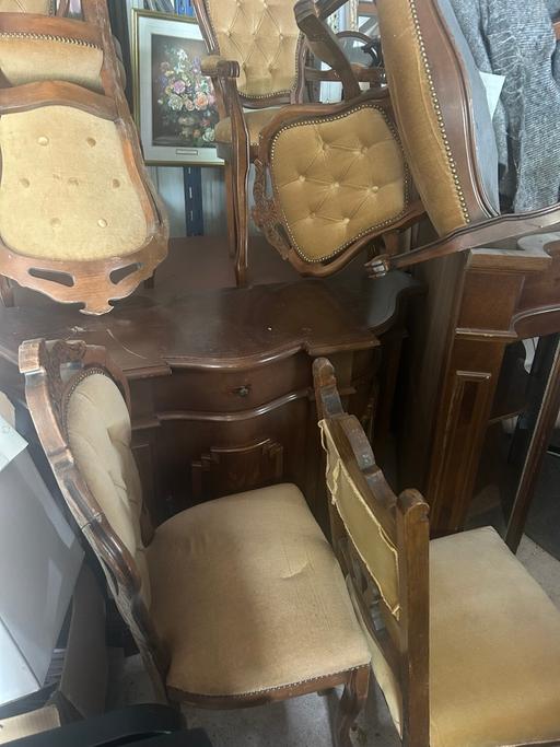 Buy & Sell Sutton Trinity Birmingham - Photos for Free dining table and chairs X 6 with unit.