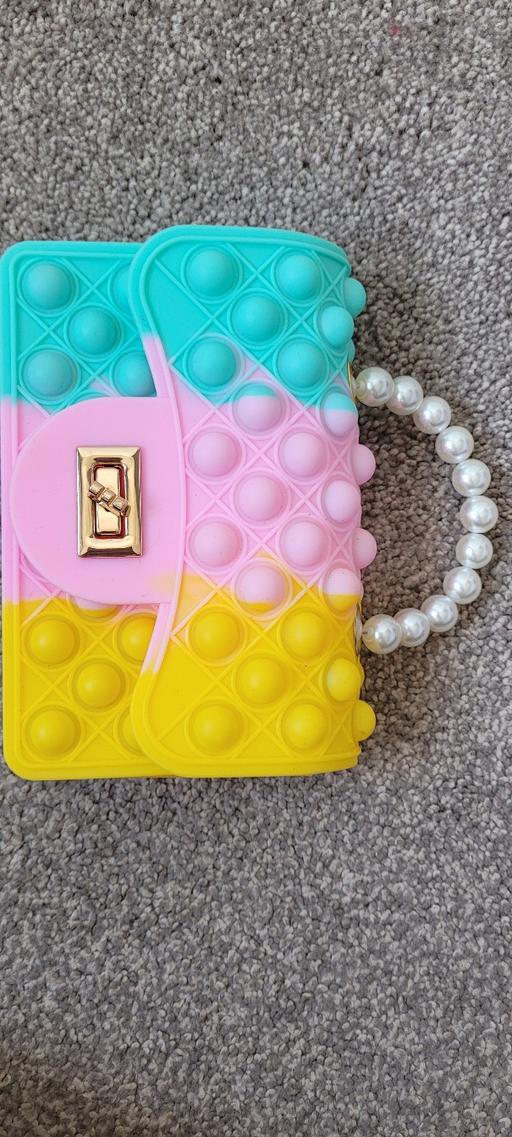 Buy & Sell Great Houghton Barnsley - Photos for Fidget popper handbag