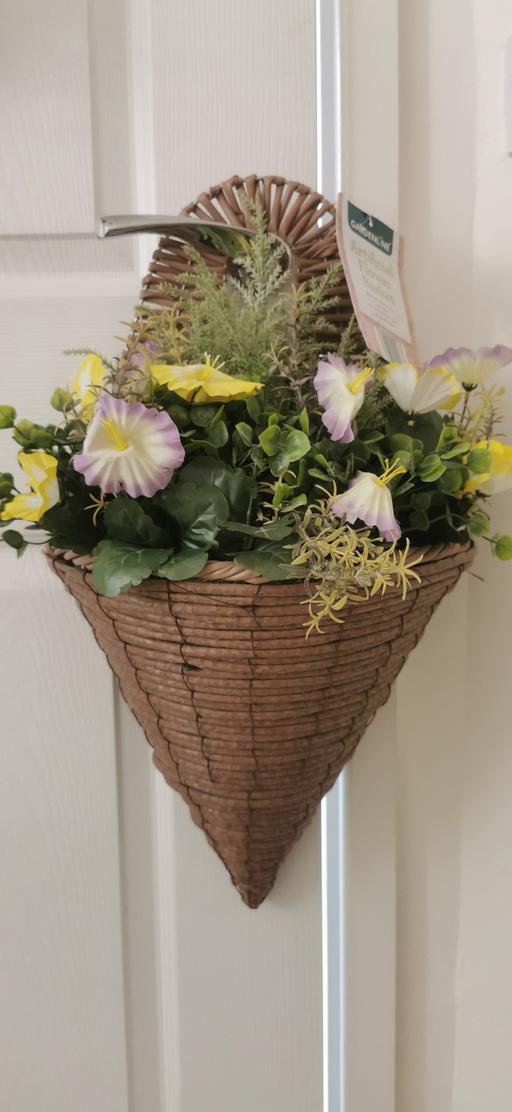 Buy & Sell Lozells Birmingham - Photos for Artificial Flower Hanging Basket