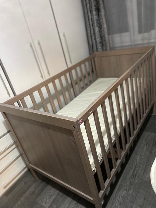 Buy & Sell Borehamwood Hertsmere - Photos for Baby cot