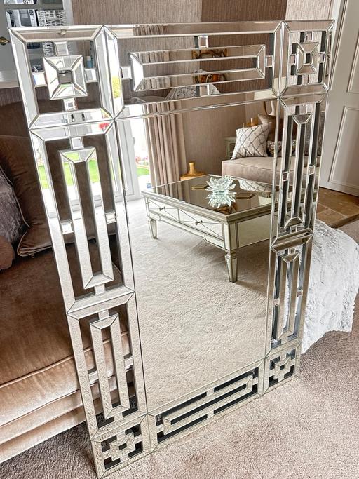 Buy & Sell Thornton Sefton - Photos for Large wall mirror