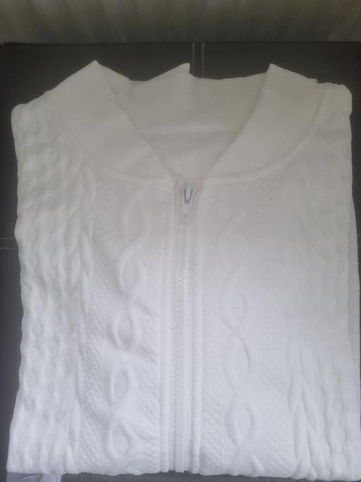 Buy & Sell Oxley Wolverhampton - Photos for zip jacket cable v lovely m