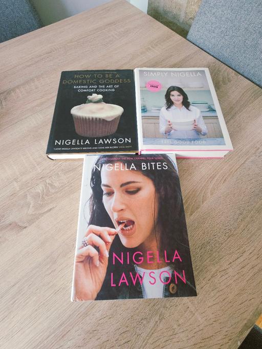 Buy & Sell Newton Doncaster - Photos for 3 Nigella cookery books.