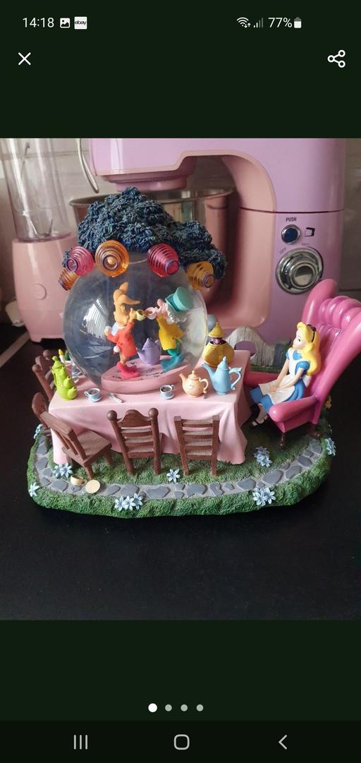 Buy & Sell Upper Gornal Dudley - Photos for large Disney snowglobe Alice in wonderland