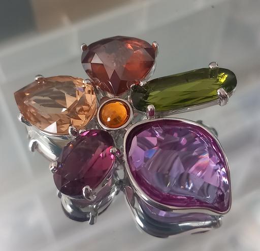 Buy & Sell Thatto Heath Saint Helens - Photos for Swarovski Multi Crystal Flower Pendant