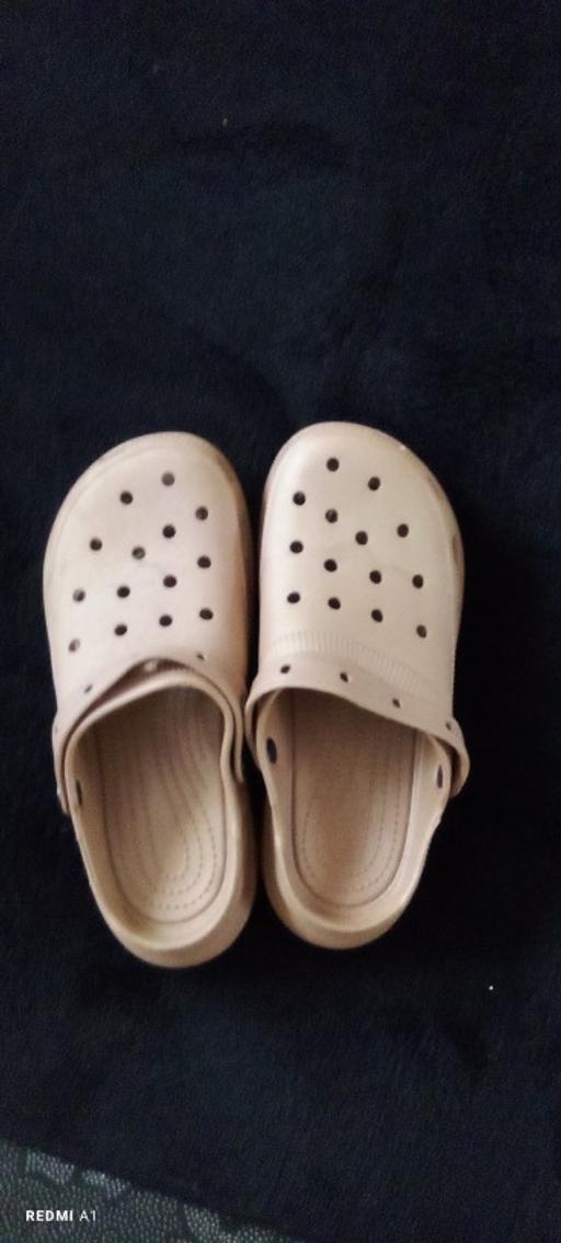 Buy & Sell Bradley Wolverhampton - Photos for Crocs