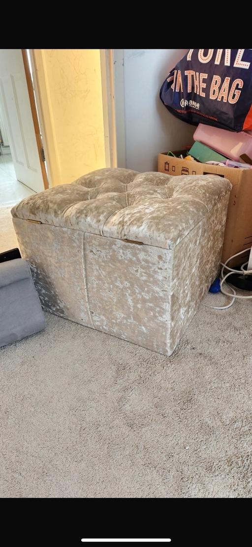 Buy & Sell Yardley Birmingham - Photos for Crushed Velvet Ottoman Storage Box
