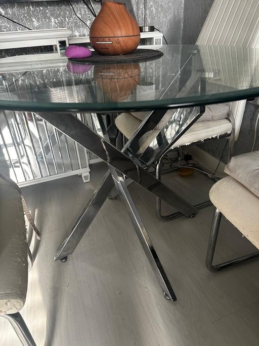 Buy & Sell Upper Clapton East London - Photos for Dining and coffee table set