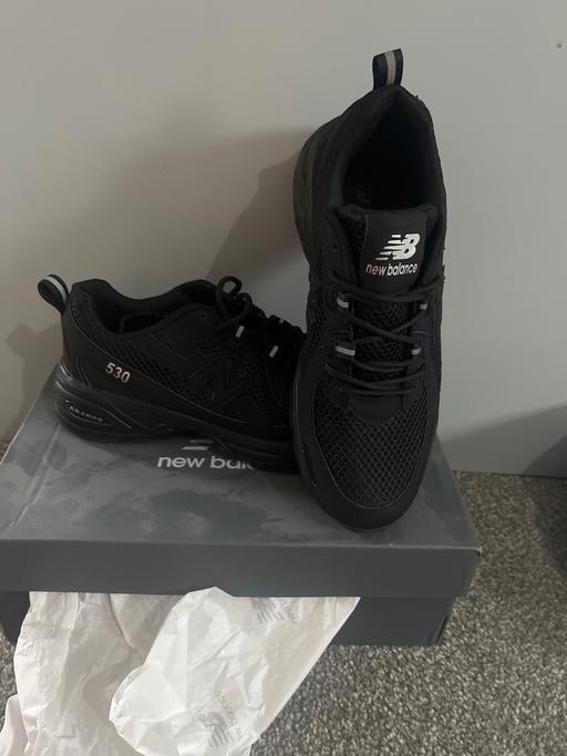 Buy & Sell Cadeby Doncaster - Photos for New balance boxed never worn size 6 (39)