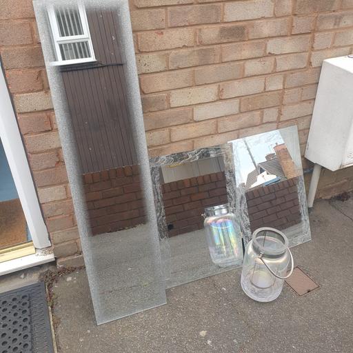 Buy & Sell Pensnett Dudley - Photos for 4ft Frosted Mirror, 2 Frosted 2ft Mirror, VGC