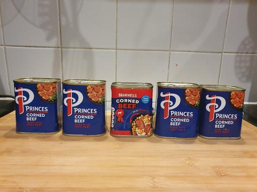 Buy & Sell Lower Sydenham South East London - Photos for 5 x 340g tins corned beef