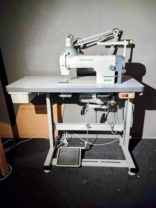 Buy & Sell Edinburgh New Town Edinburgh - Photos for industrial lockstitch sewing machine
