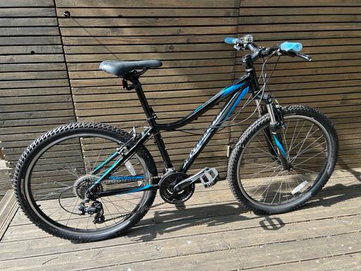 Buy & Sell Upper Holloway North London - Photos for Specialized Myka mountain bike Size S/15 Blue