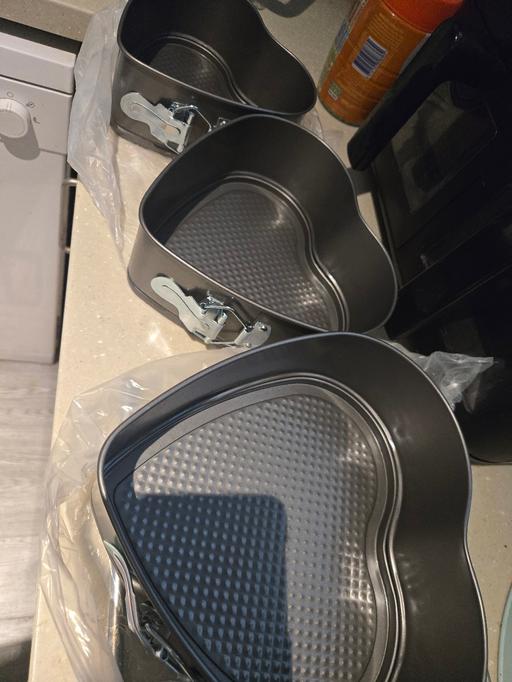 Buy & Sell Archway North London - Photos for cake tins