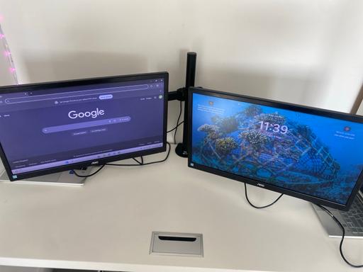 Buy & Sell Deptford South East London - Photos for New Dual AOC moniter woth DIHL desk mount