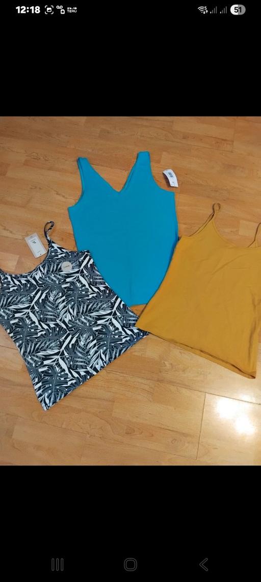 Buy & Sell Stow Heath Wolverhampton - Photos for 3 Vest Tops 14.