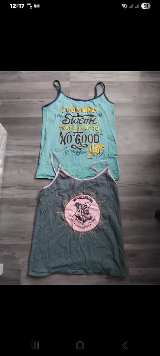 Buy & Sell Stow Heath Wolverhampton - Photos for 2 Vest Tops 8-10