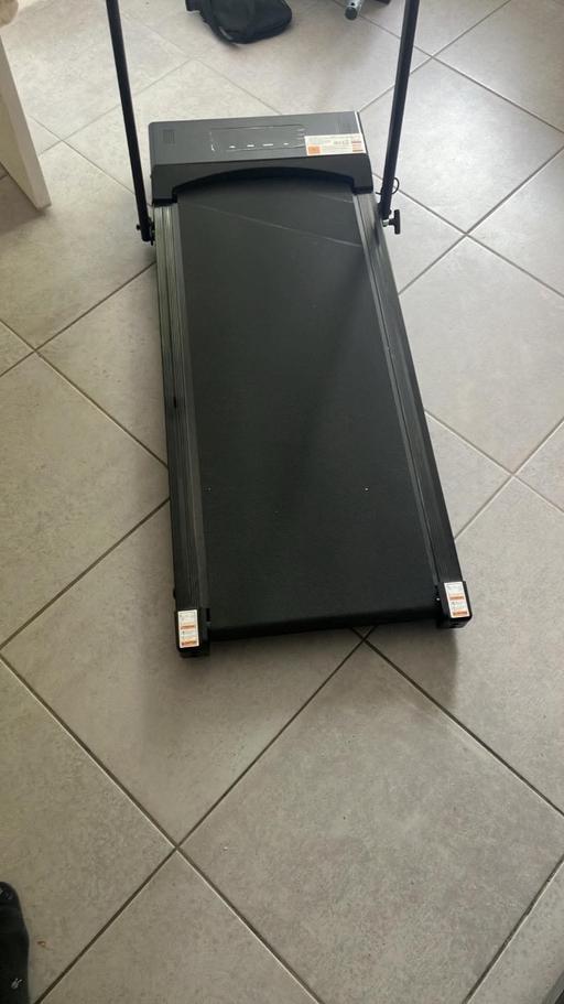 Buy & Sell Reginald Road Industrial Estate Saint Helens - Photos for Electric treadmill