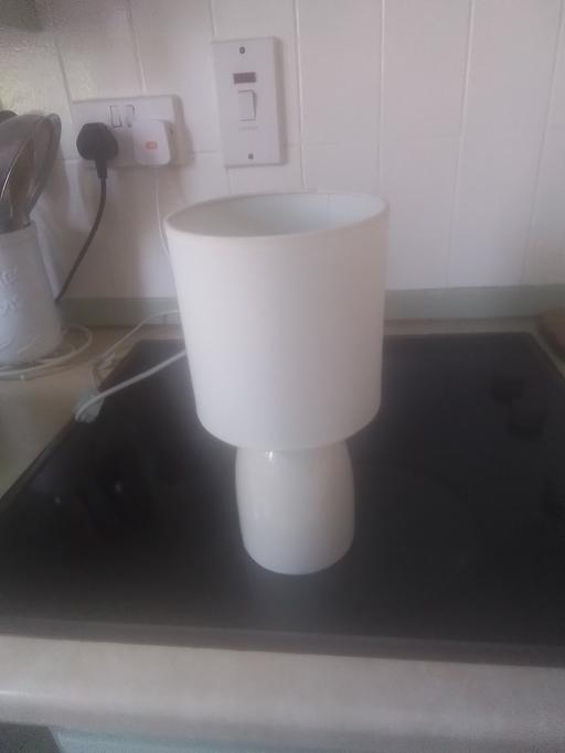 Buy & Sell Streetly Walsall - Photos for CREAM LAMP &,SHADE