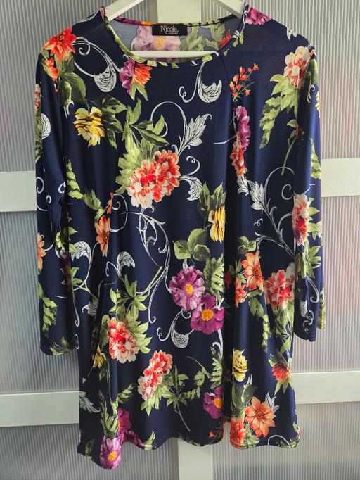 Buy & Sell Weston Point Halton - Photos for Size M ladies top