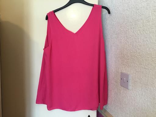 Buy & Sell Woodcross Wolverhampton - Photos for Ladies Plus Size Vest Top Size 26