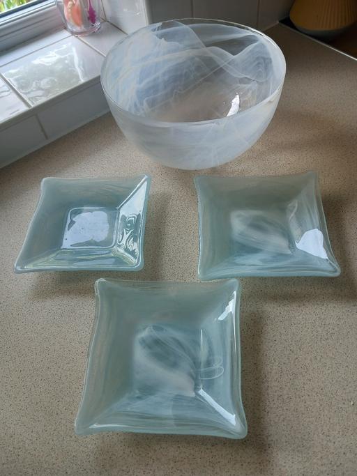 Buy & Sell Stannington Sheffield - Photos for tkmaxs glass bowl and 3 candle plates