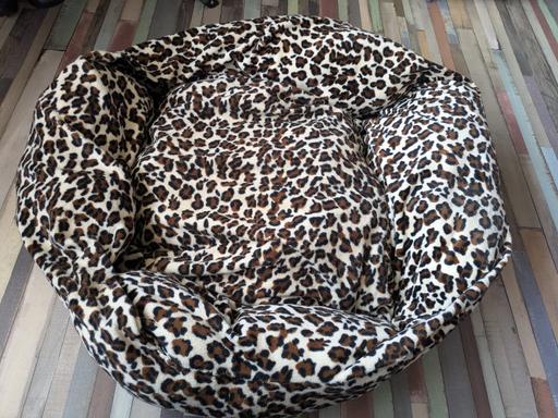 Buy & Sell Kingswinford Dudley - Photos for large plush dog bed
