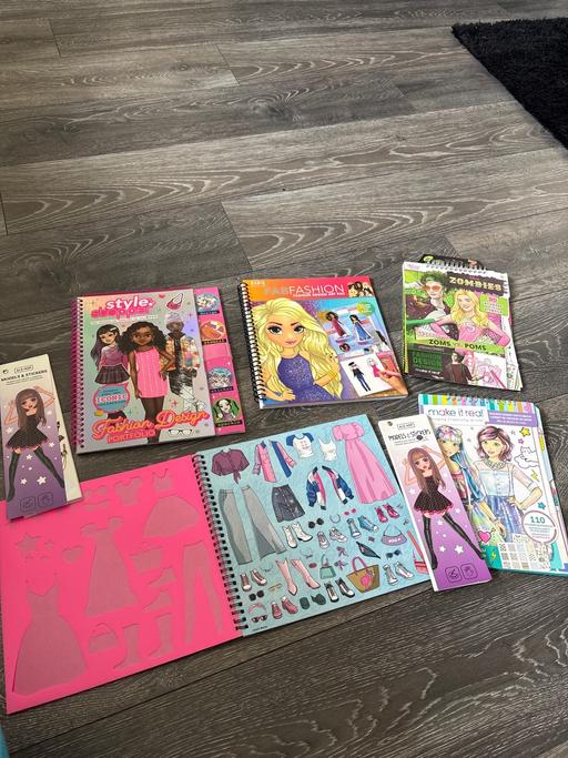 Buy & Sell Woodsetton Dudley - Photos for Girls design books